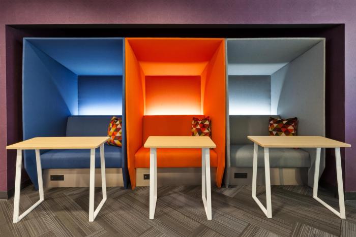 tru by hilton comstock park grand rapids