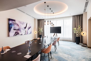 courtyard by marriott baku