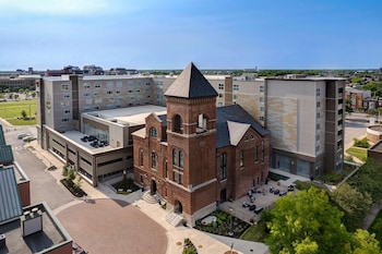 hampton inn indianapolis downtown iupui