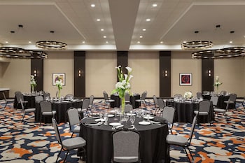 hampton inn indianapolis downtown iupui