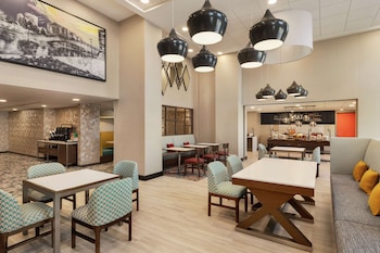 hampton inn indianapolis downtown iupui