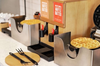 hampton inn indianapolis downtown iupui