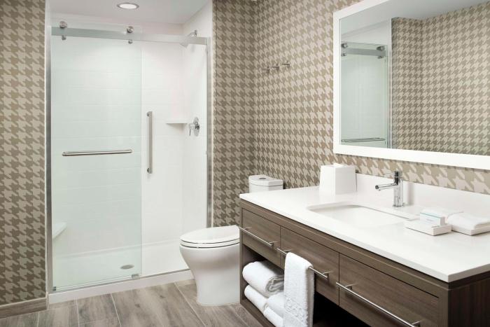 home2 suites by hilton fort myers airport