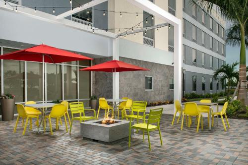 home2 suites by hilton fort myers airport
