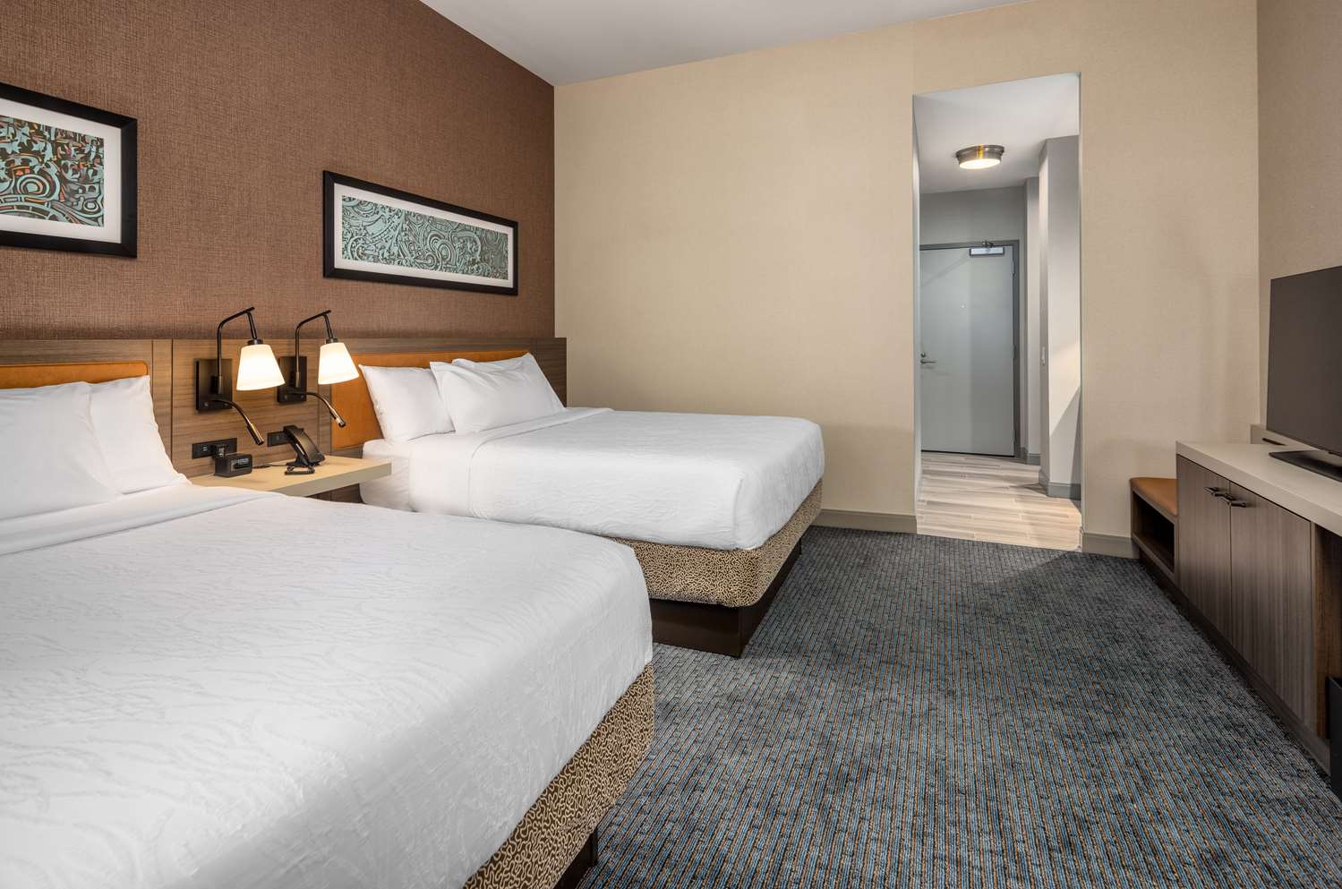 hilton garden inn chicago central loop