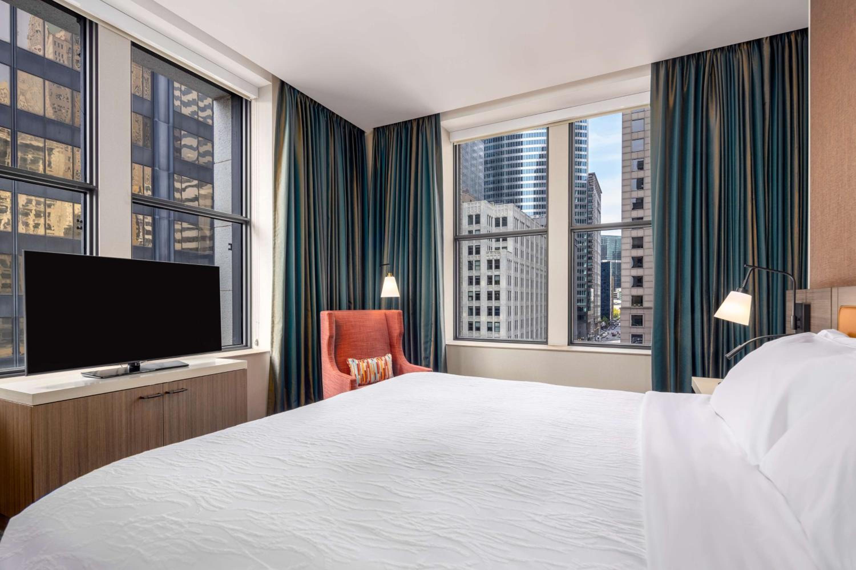 hilton garden inn chicago central loop