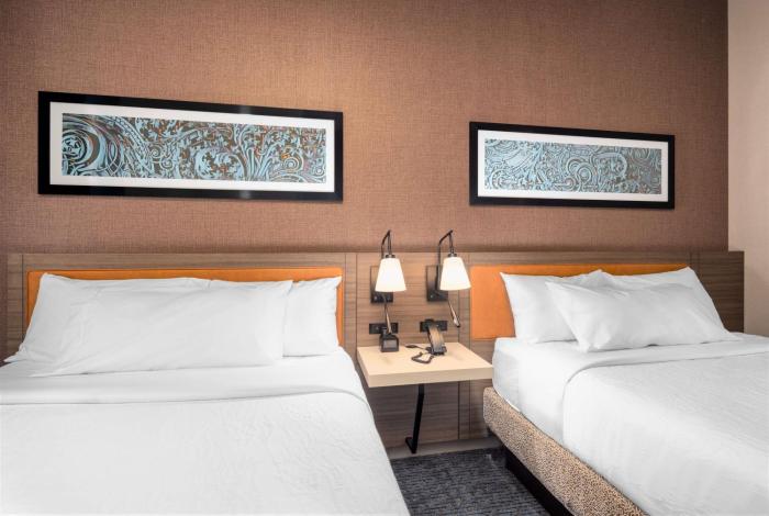 hilton garden inn chicago central loop