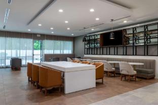 wyndham garden orlando airport