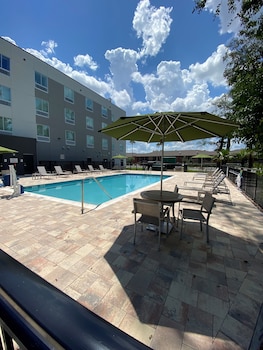 wyndham garden orlando airport