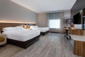 wyndham garden orlando airport