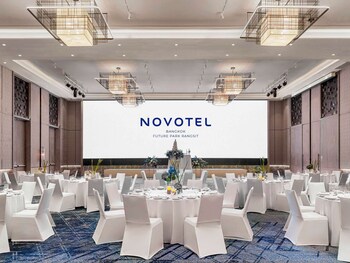 novotel bangkok future park rangsit