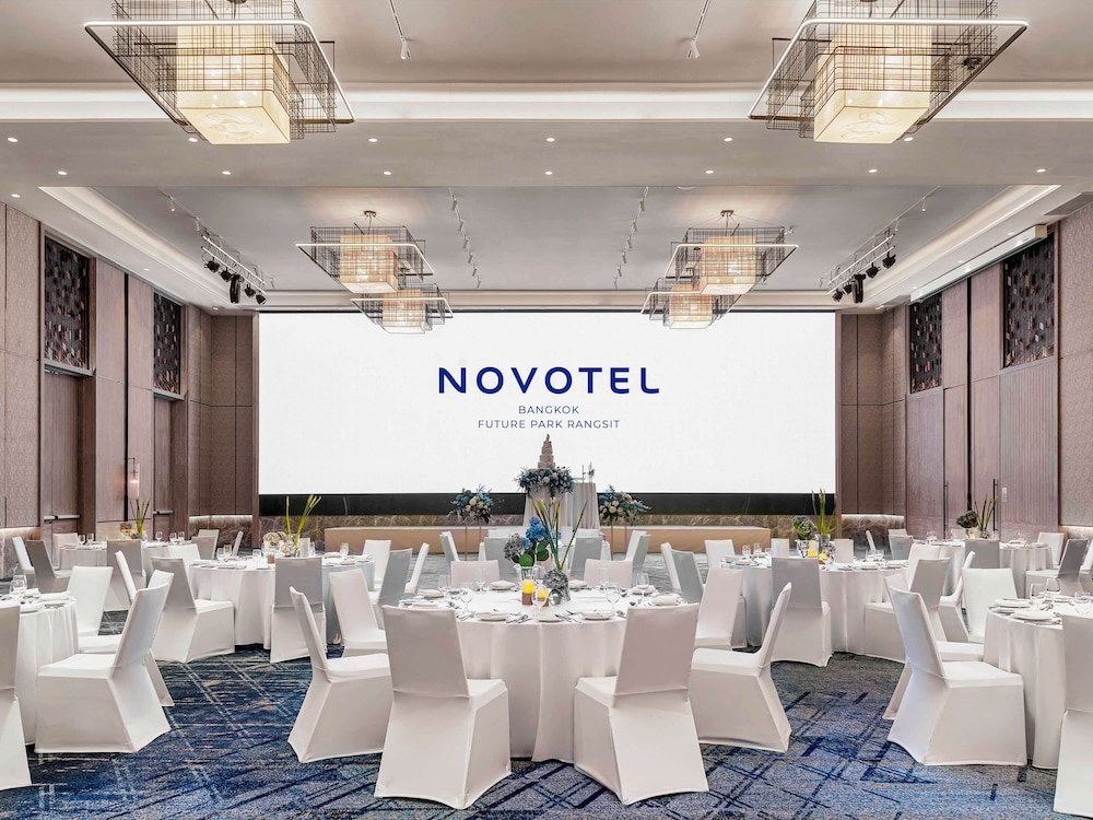 novotel bangkok future park rangsit