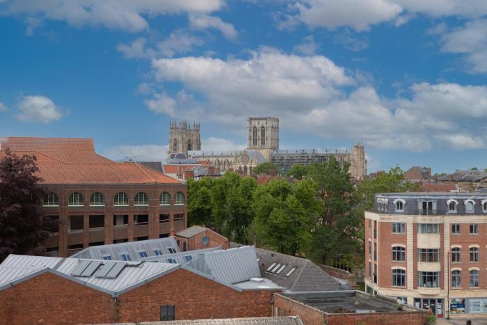 hampton by hilton york piccadilly