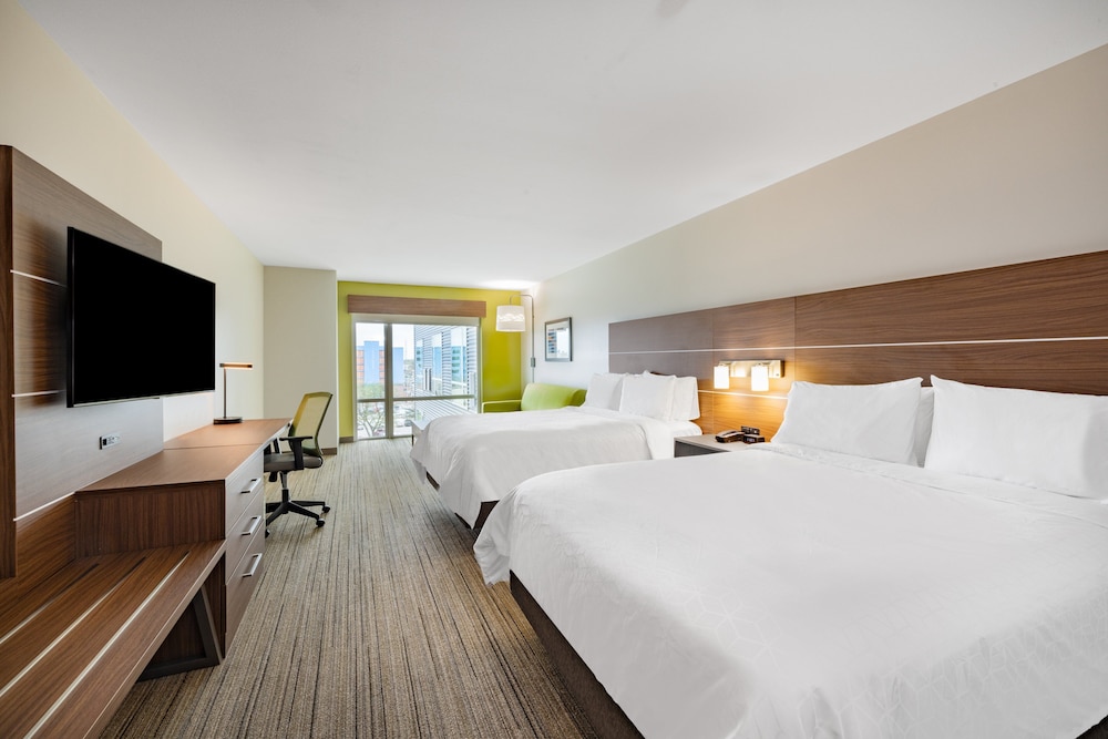 holiday inn express and suites lincoln downtown