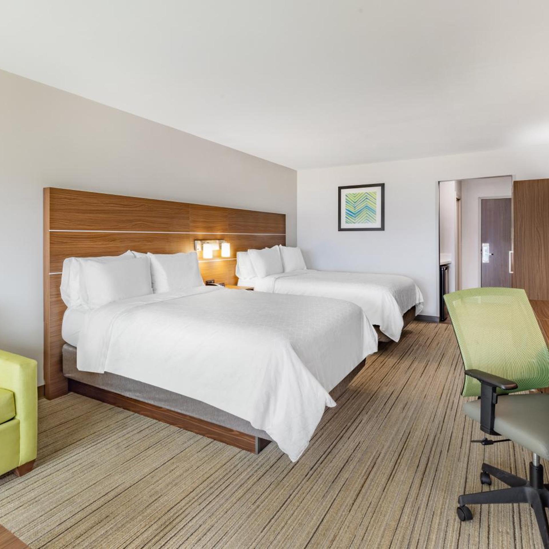 holiday inn express and suites lincoln downtown