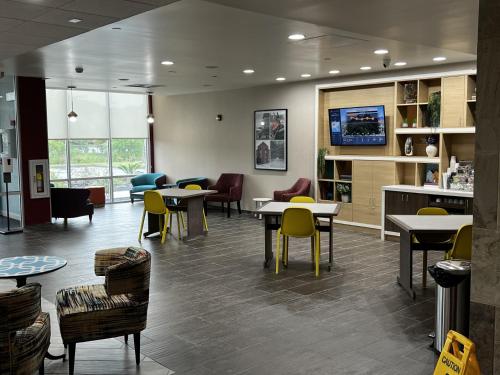 home2 suites by hilton hinesville