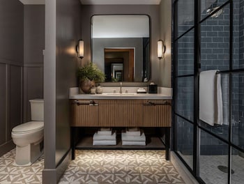 thompson savannah by hyatt