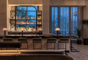 thompson savannah by hyatt
