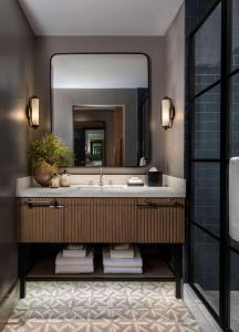 thompson savannah by hyatt