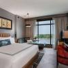thompson savannah by hyatt