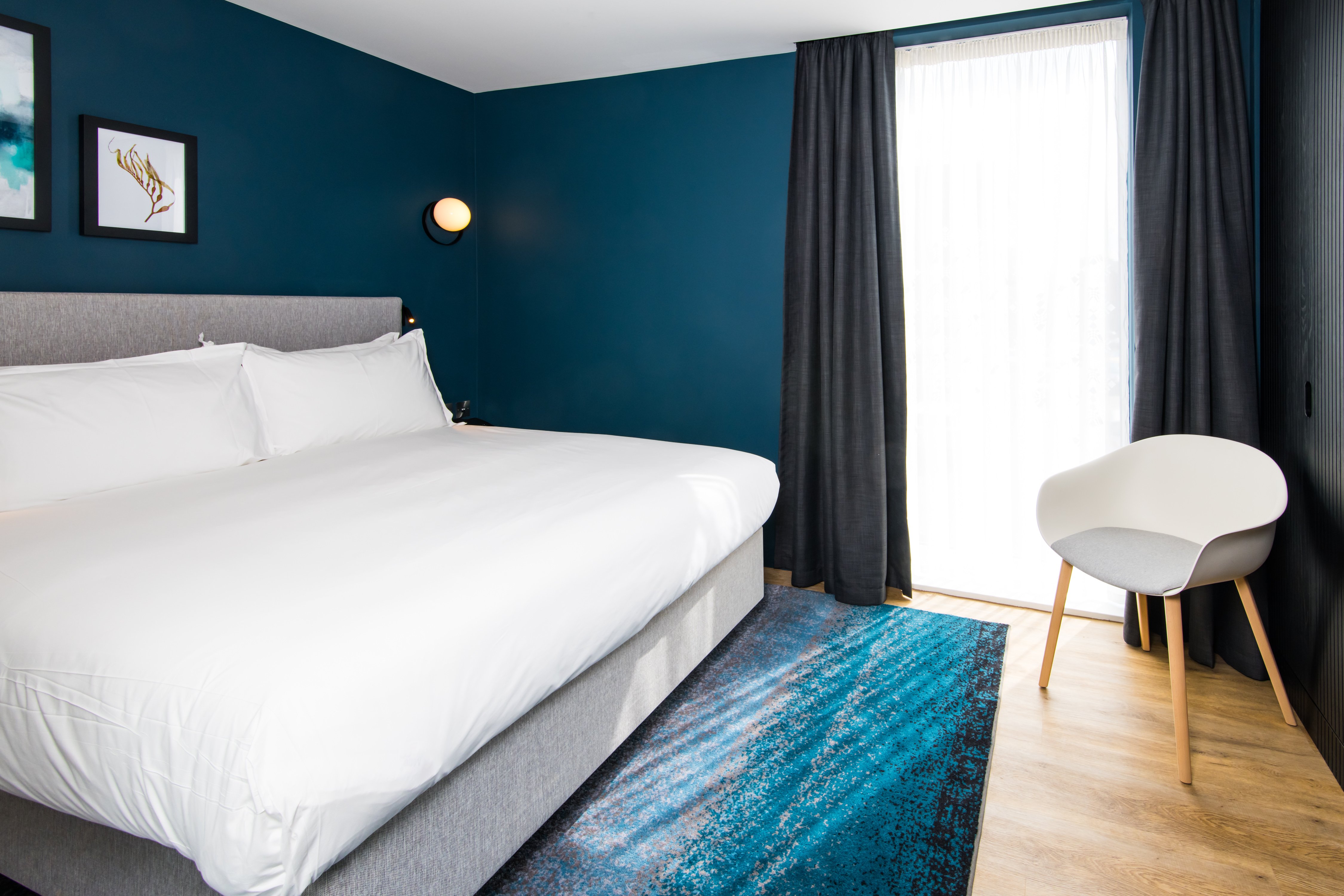 staybridge suites cardiff an ihg hotel