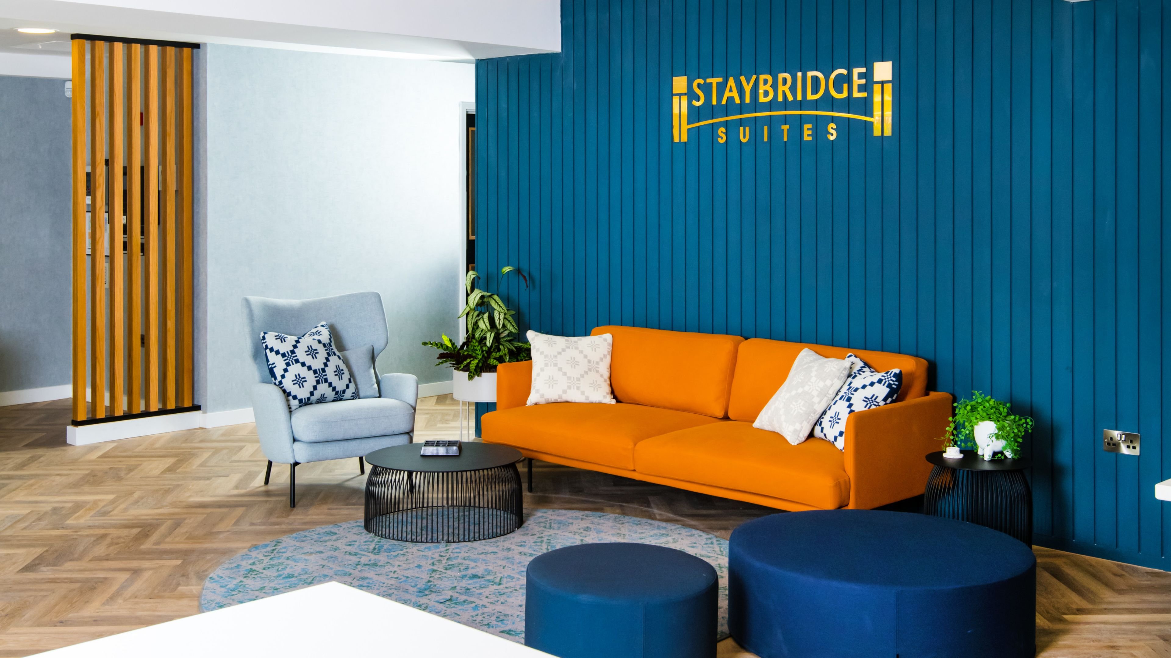 staybridge suites cardiff an ihg hotel