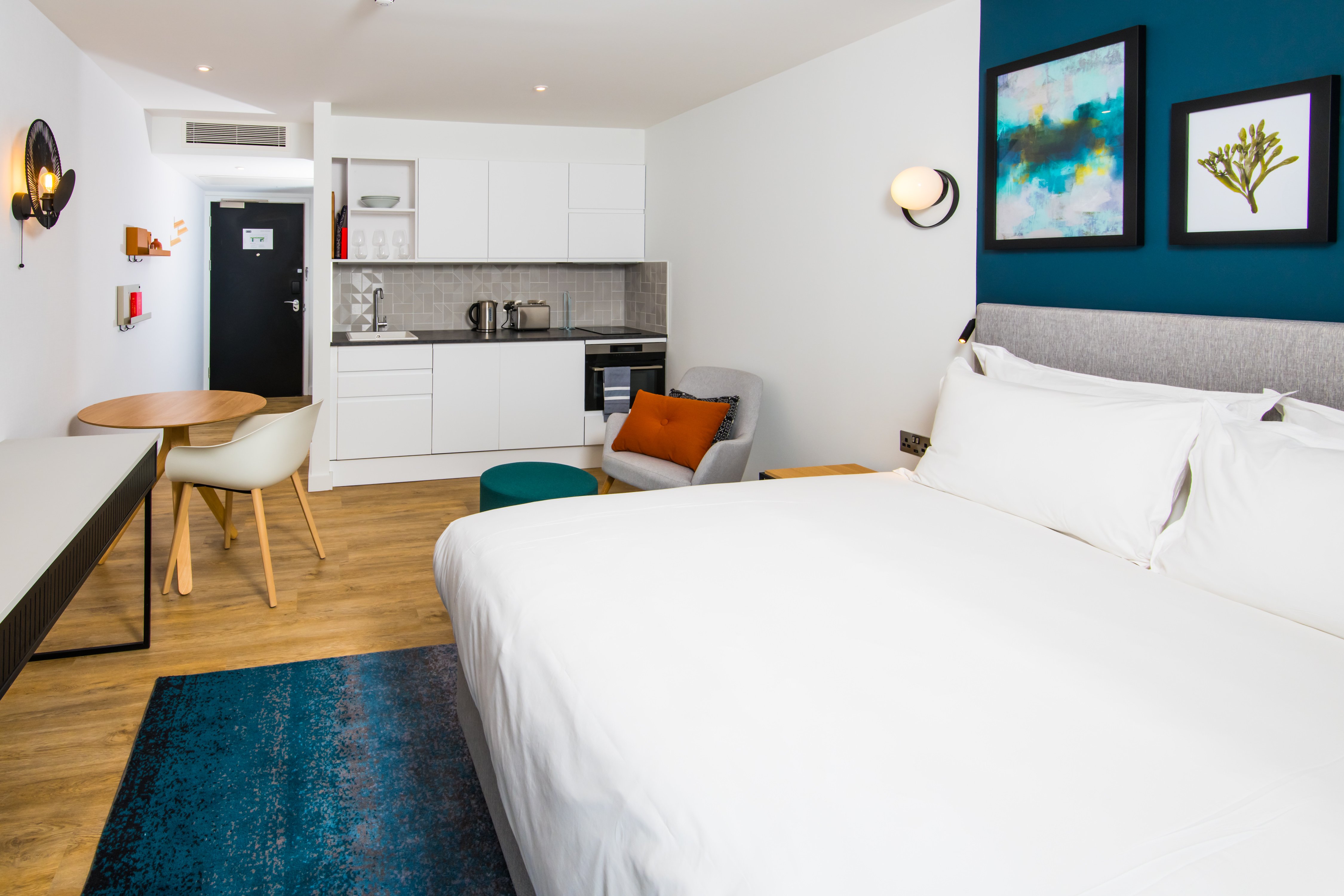 staybridge suites cardiff an ihg hotel