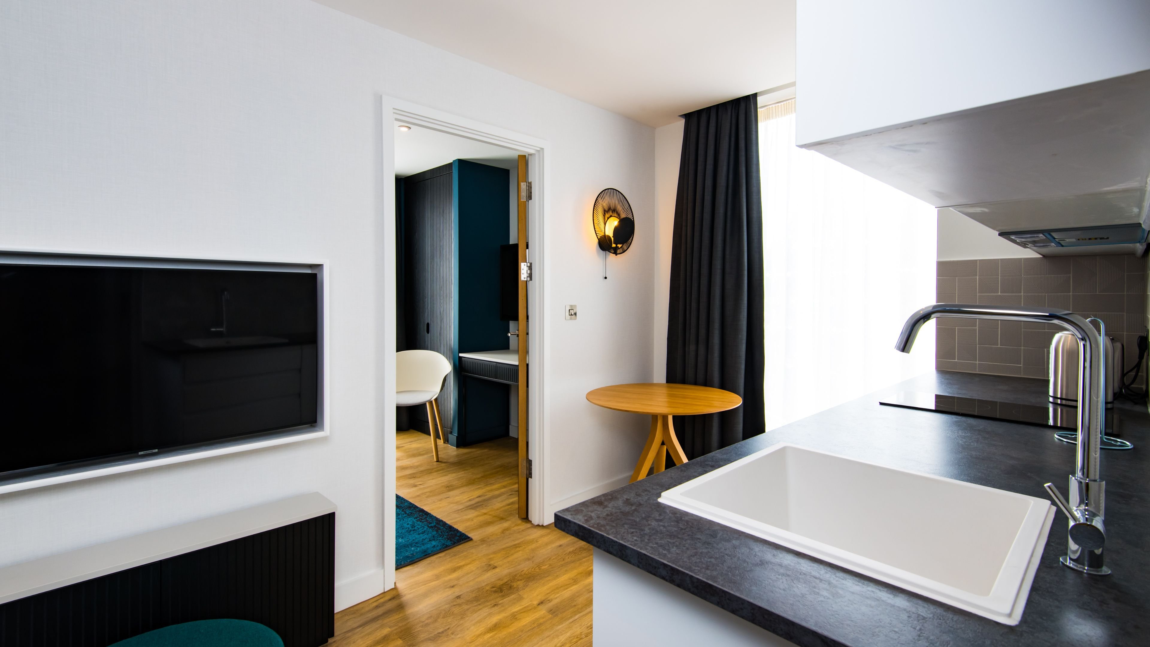 staybridge suites cardiff an ihg hotel
