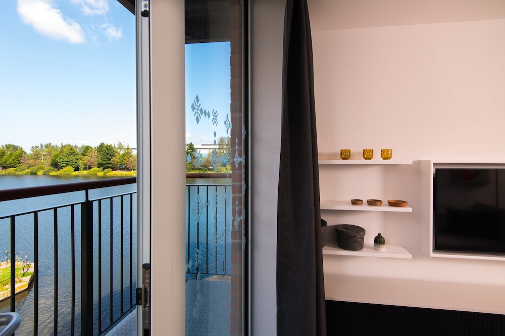 staybridge suites cardiff an ihg hotel