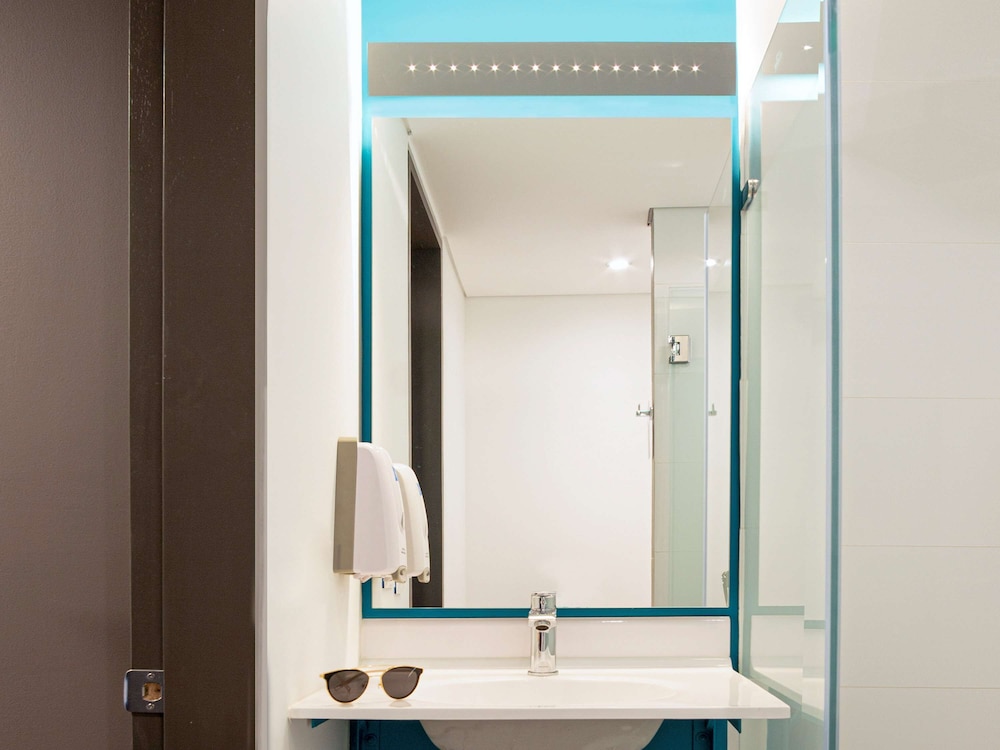 ibis budget bogota marly