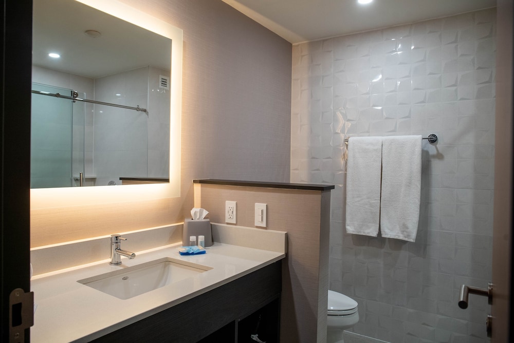 holiday inn express and suites tijuana otay an ihg hotel