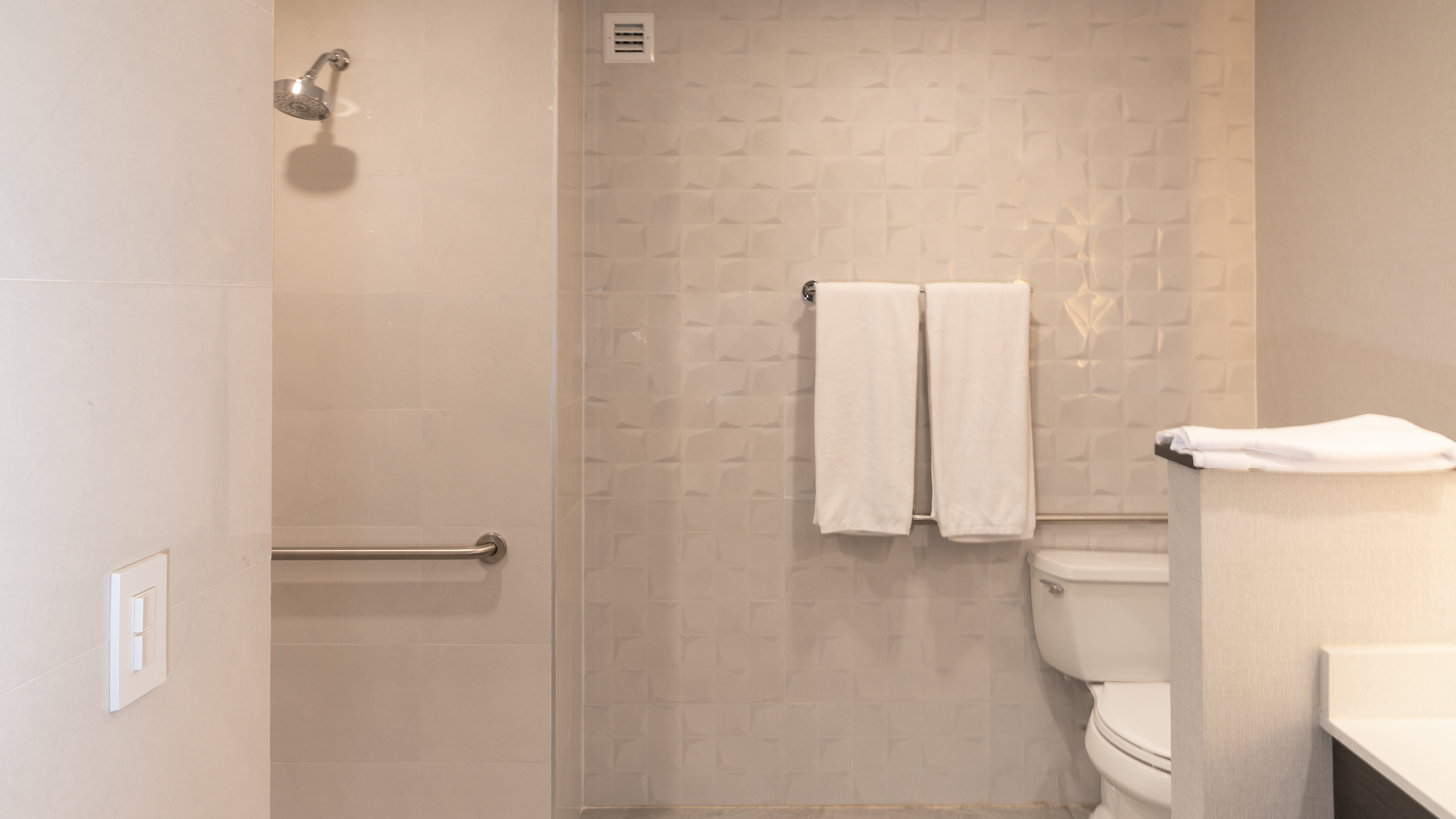 holiday inn express and suites tijuana otay an ihg hotel
