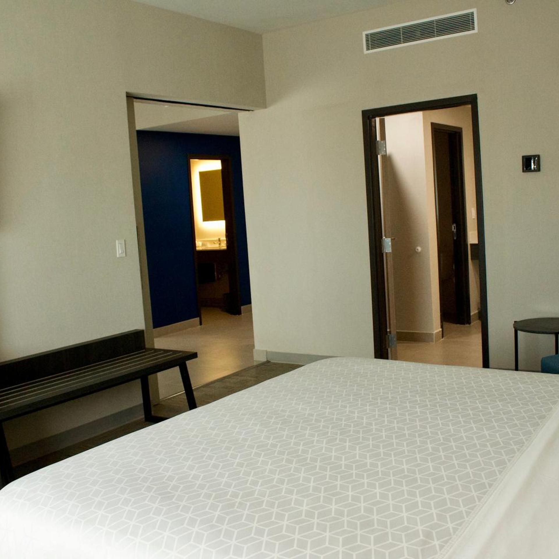 holiday inn express and suites tijuana otay an ihg hotel