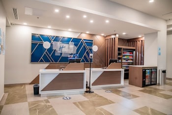 Holiday Inn Express & Suites Tijuana Otay, An Ihg Hotel,Tijuana Airport>>Tijuana,3 star