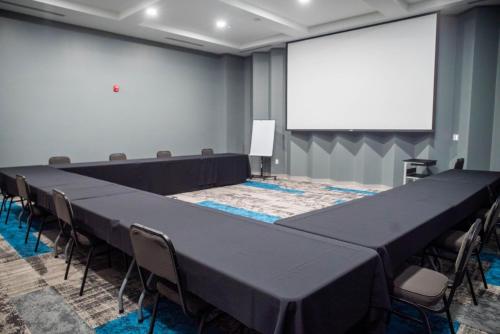 holiday inn express and suites tijuana otay an ihg hotel