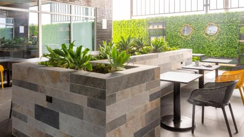 holiday inn express and suites tijuana otay an ihg hotel
