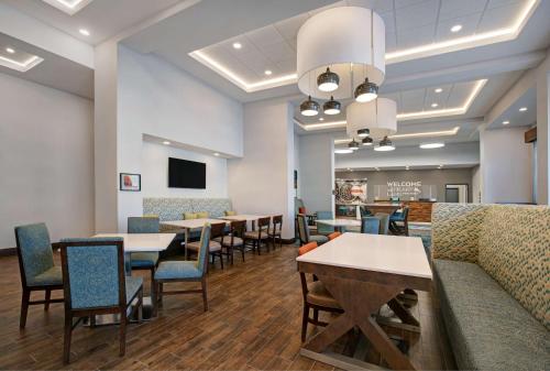 hampton inn and suites by hilton waterloo st jacobs