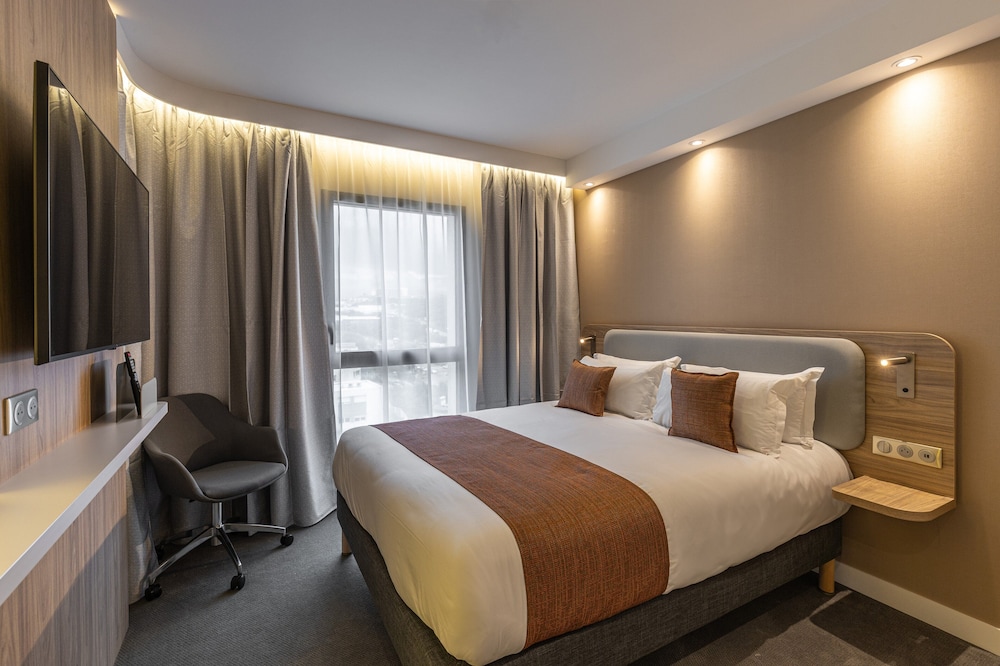 holiday inn express ajaccio an ihg hotel