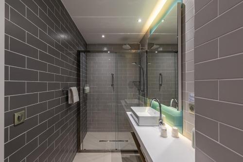 holiday inn express ajaccio an ihg hotel