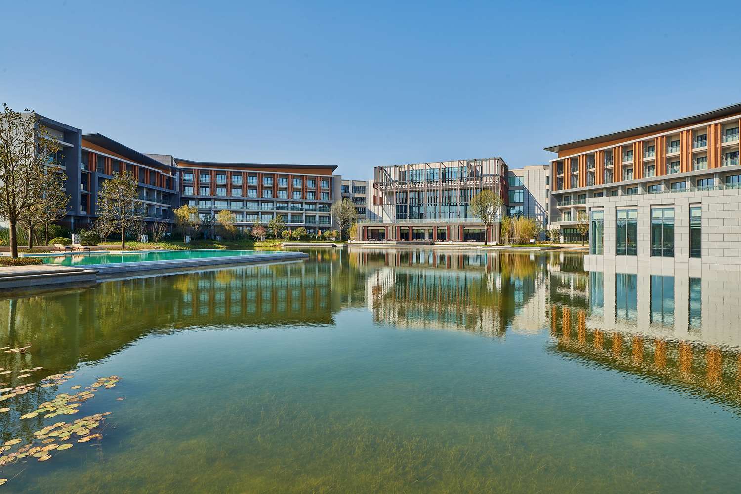 hilton shanghai fengxian