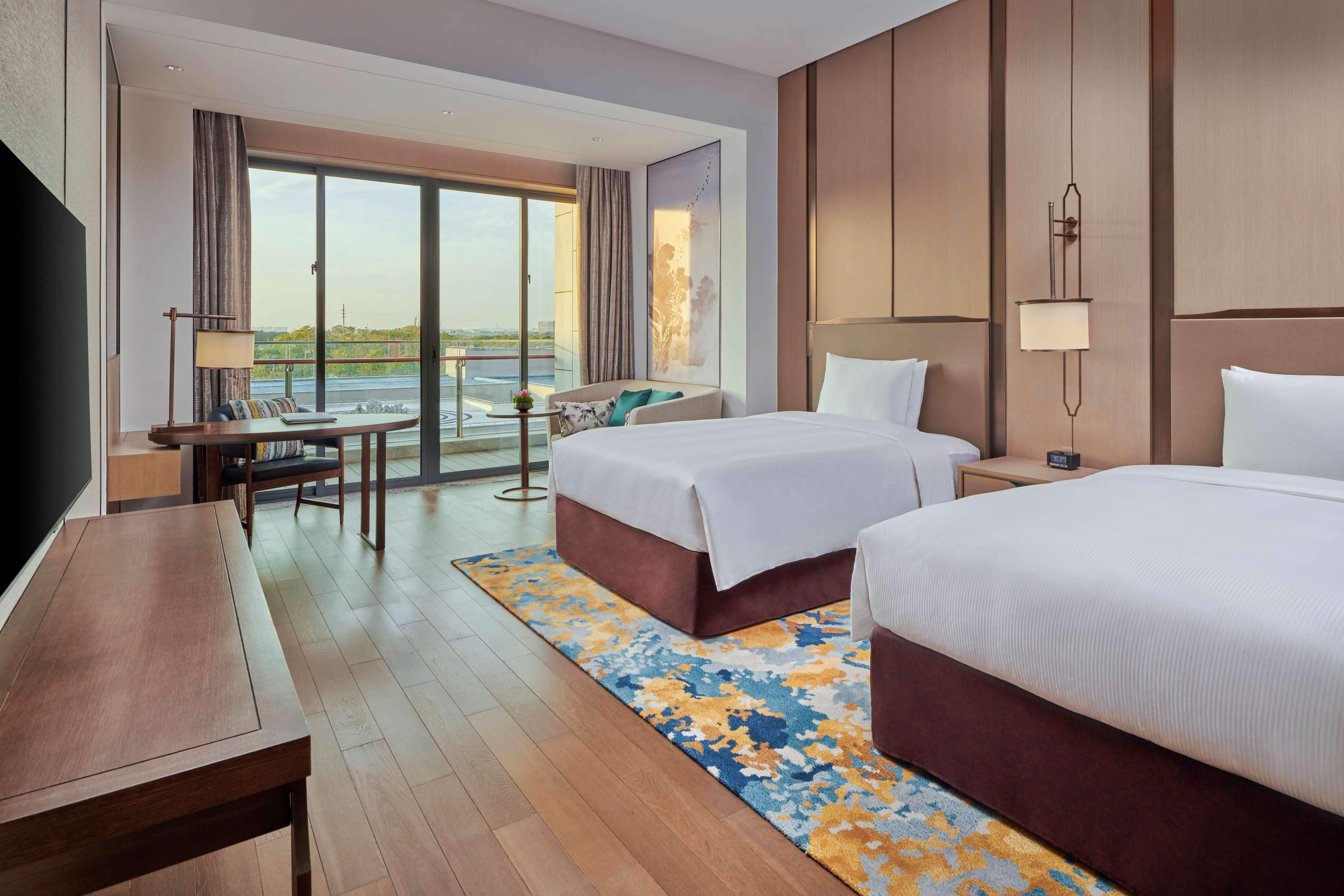 hilton shanghai fengxian