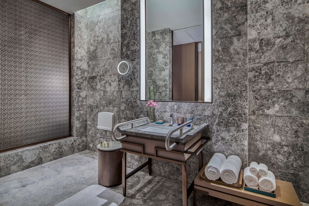 hilton shanghai fengxian