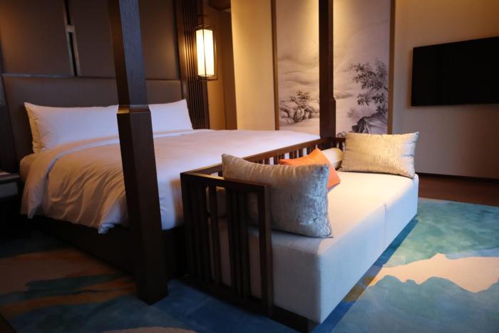 hilton shanghai fengxian