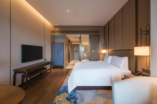 hilton shanghai fengxian