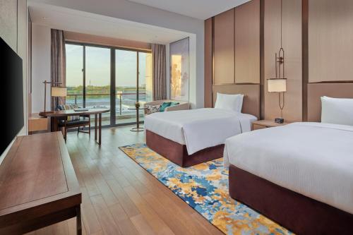 hilton shanghai fengxian