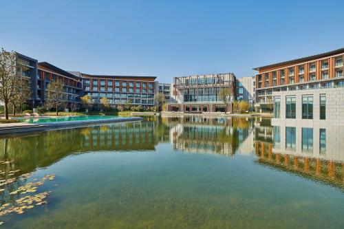 hilton shanghai fengxian