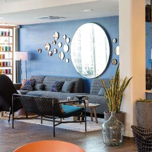 hampton by hilton tours centre