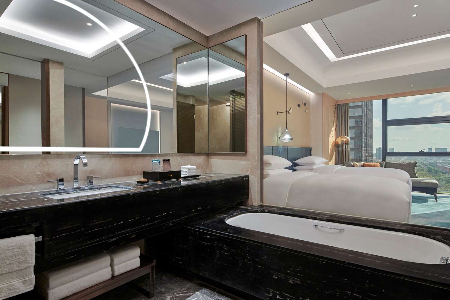 hilton yancheng