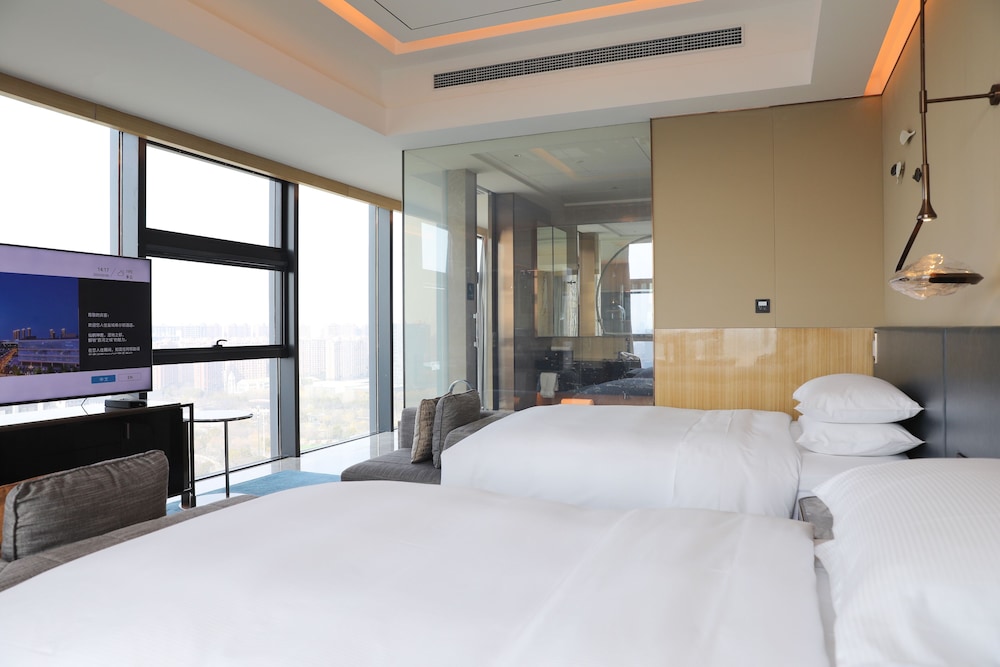 hilton yancheng