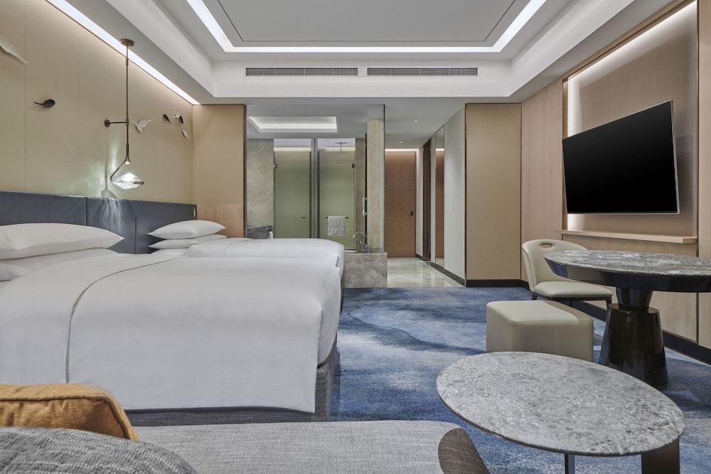 hilton yancheng